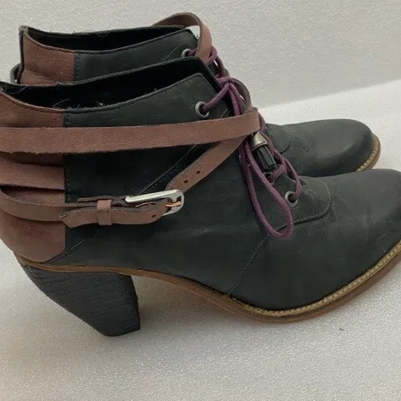 J Shoes Anthropologie Black Ankle Wrap Around Carson Mauve Leather Boots 8.5 - Picture 7 of 13